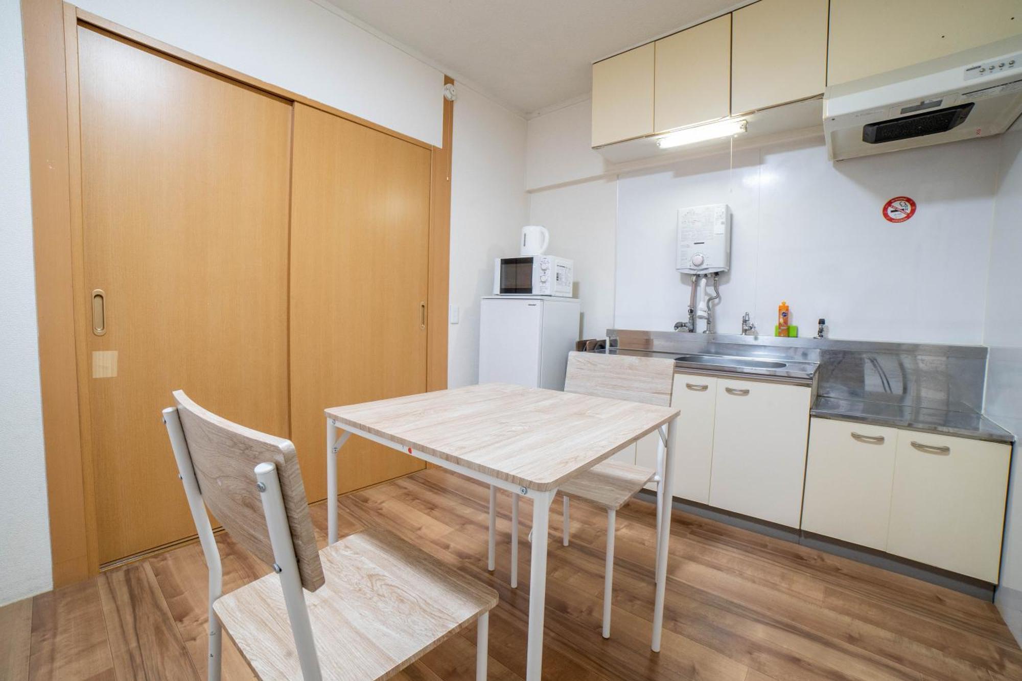 Apartment 大阪なんば *